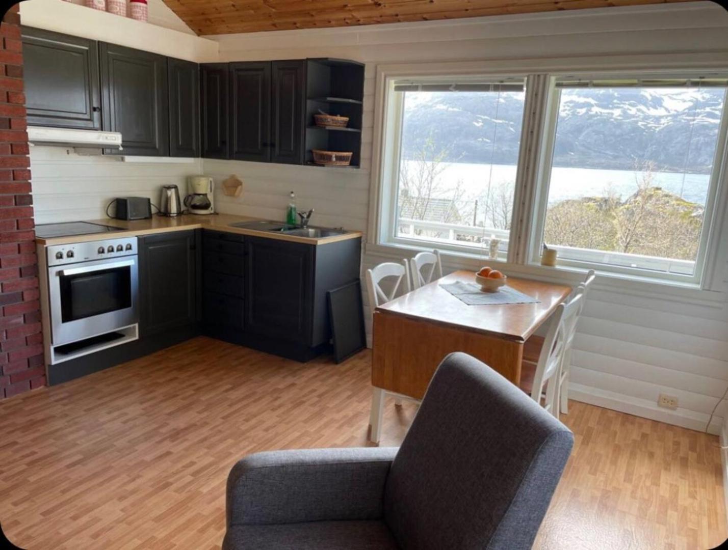 Vettinghytta, Close To The Sea With Amazing View. Gravdal  Luaran gambar