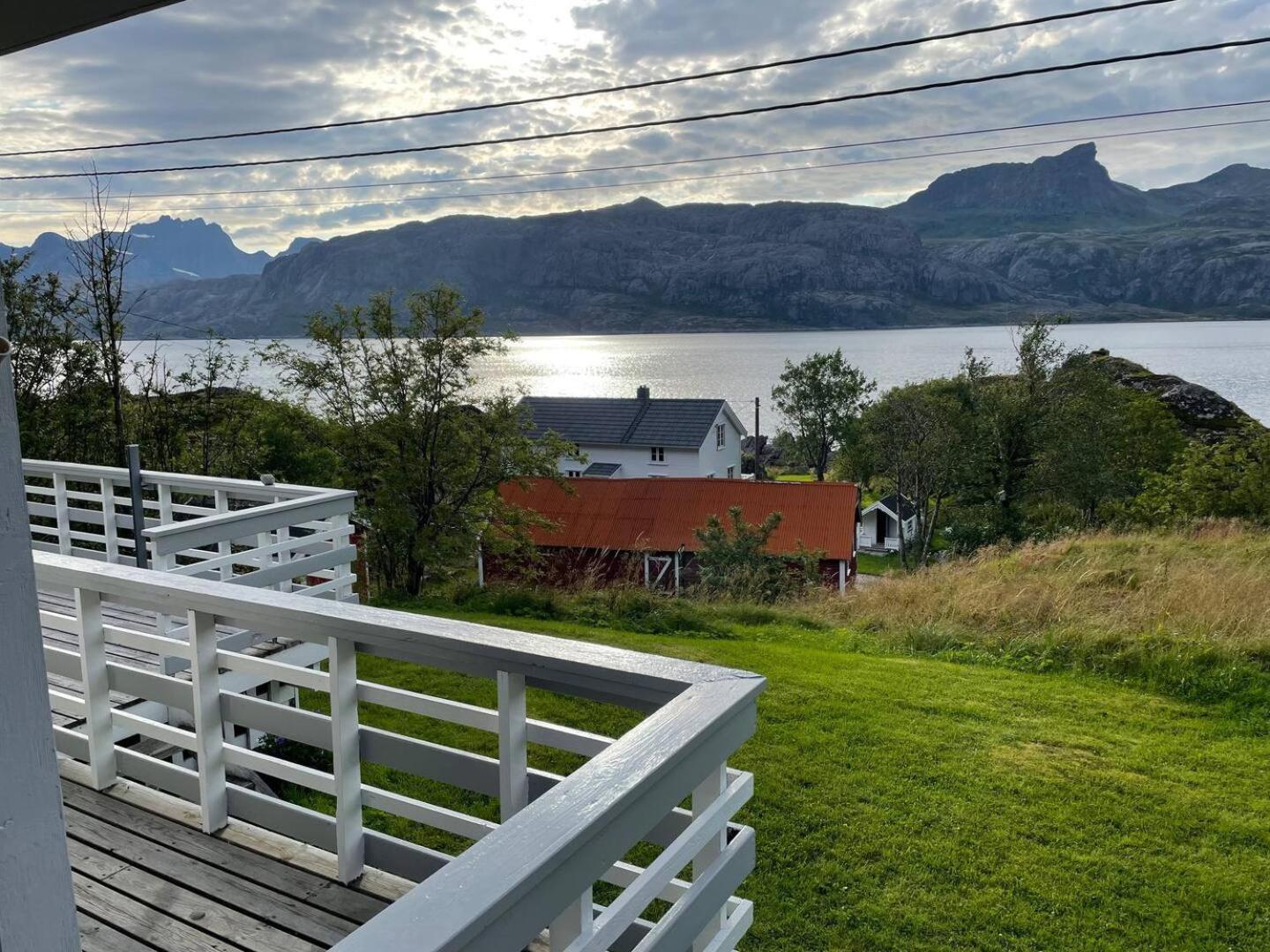 Vettinghytta, Close To The Sea With Amazing View. Gravdal  Luaran gambar